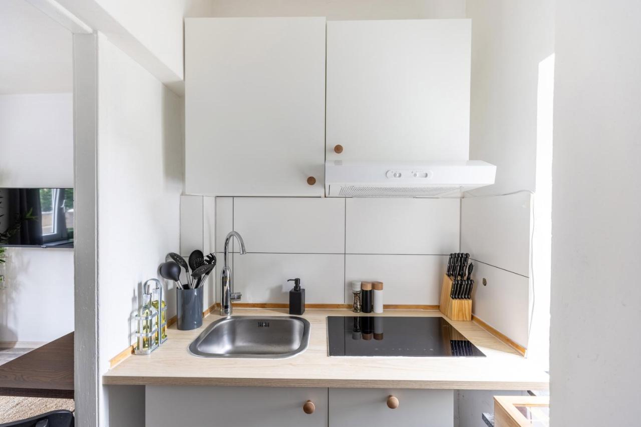 Apartamento Perfekt Fuer 2! Wifi/ Netflix Duisburg Exterior foto