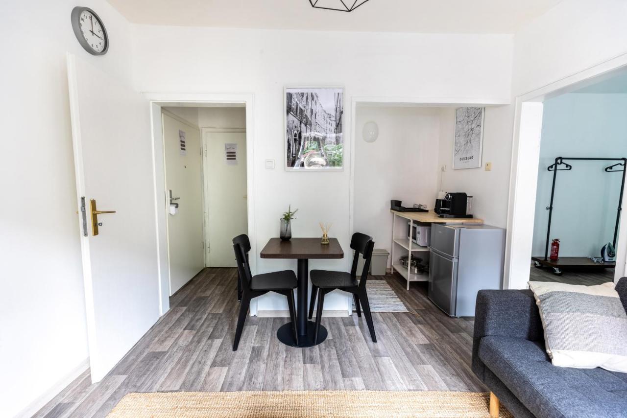 Apartamento Perfekt Fuer 2! Wifi/ Netflix Duisburg Exterior foto