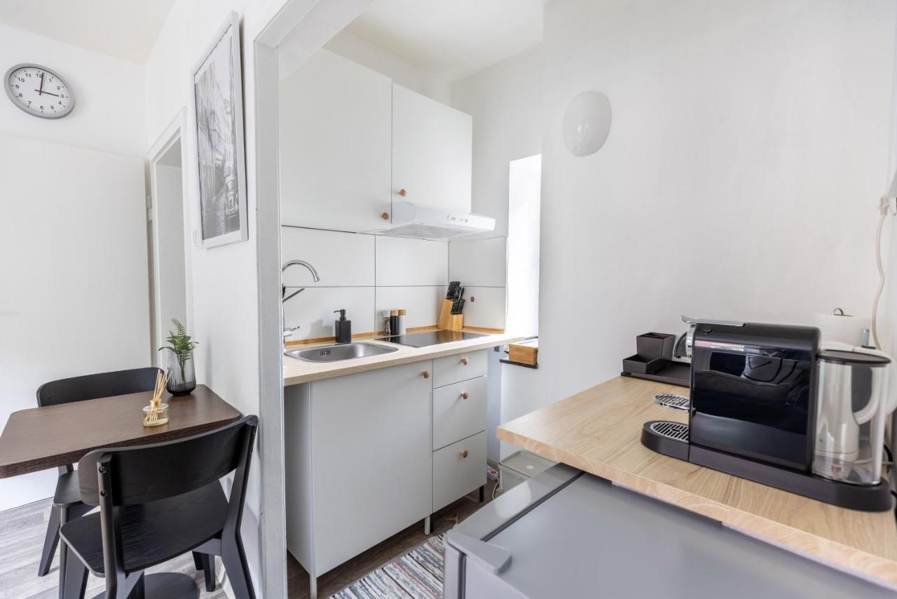 Apartamento Perfekt Fuer 2! Wifi/ Netflix Duisburg Exterior foto